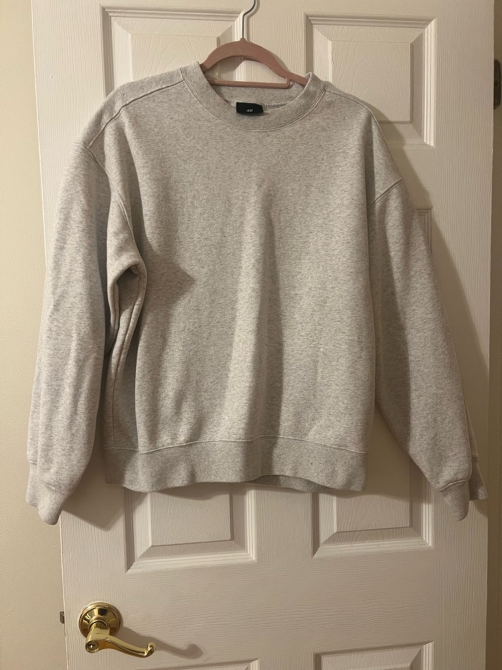 H&M Men's Crewneck Sweatshirt in Heather Light Gray